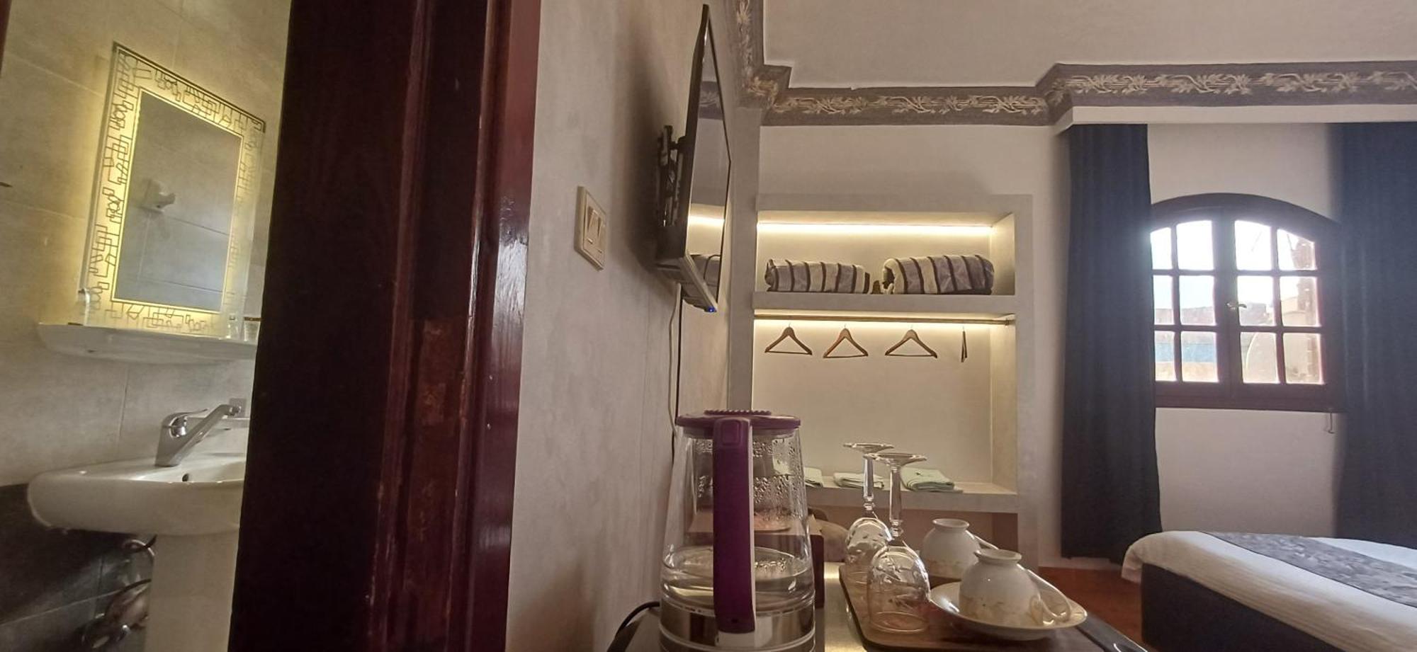 Hotel Pyramids Kingdom Kafret el-Gabal Exteriér fotografie